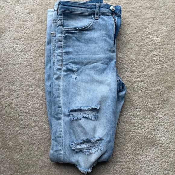 H&M High Rise Ripped Denim Jeans - Picture 3 of 6